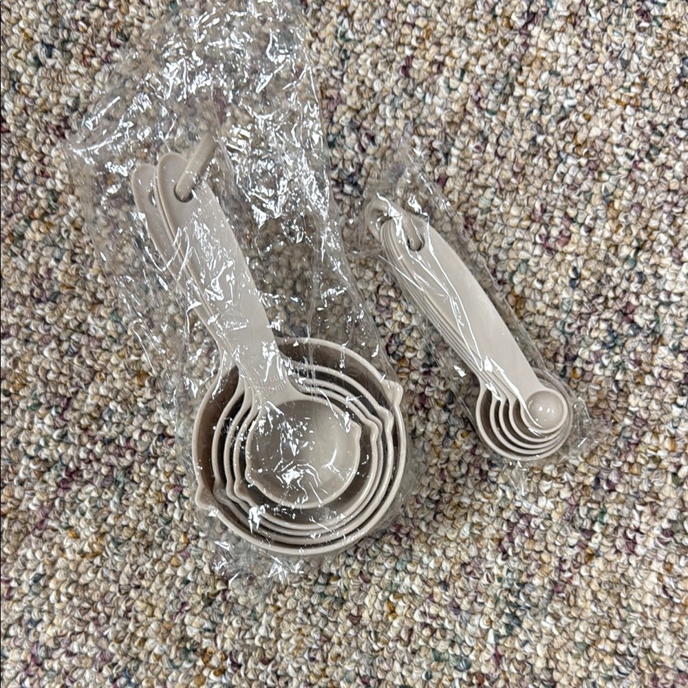 Beige Measuring Cups and Spoons Set